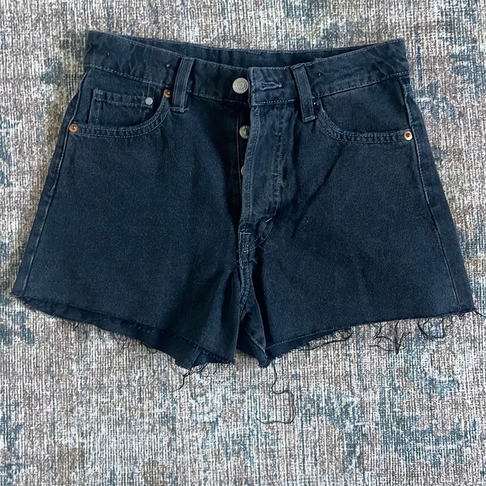H&M &DENIM high waist vintage shorts in black denim